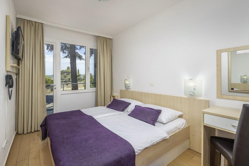 Hotel Slaven Selce Ngoại thất bức ảnh