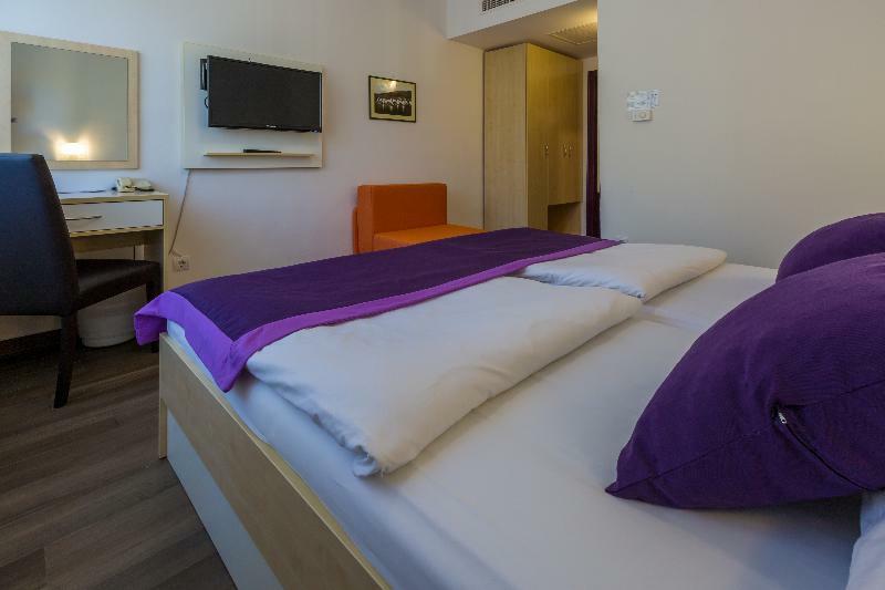Hotel Slaven Selce Ngoại thất bức ảnh